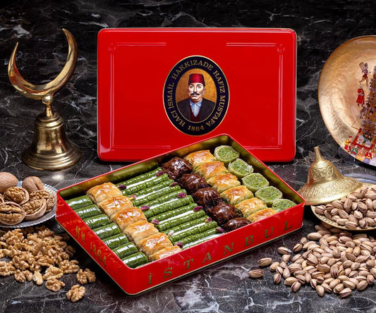 Assorted Baklava in Metal Gift Box 1.8kg (63.49oz)