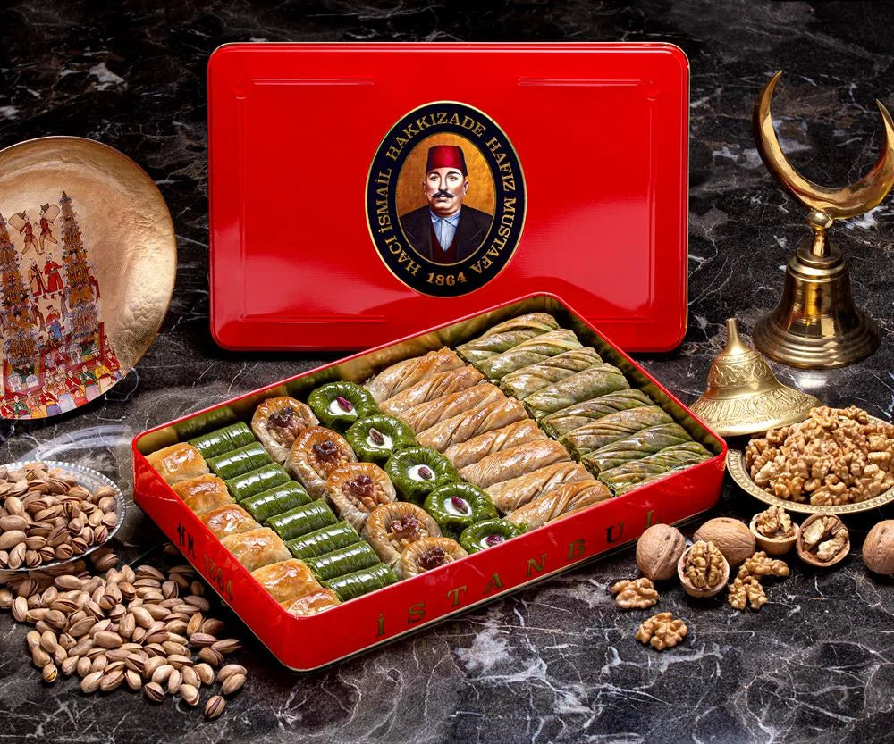 Assorted Baklava in Metal Gift Box 2.2kg (77.60oz)