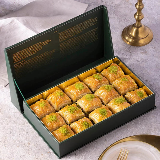 Fresh Square Baklava with Pistachio - Gift Box