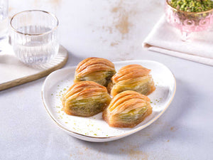 Fresh Midye (Mussel) Baklava with Pistachio - TurkishTaste.com