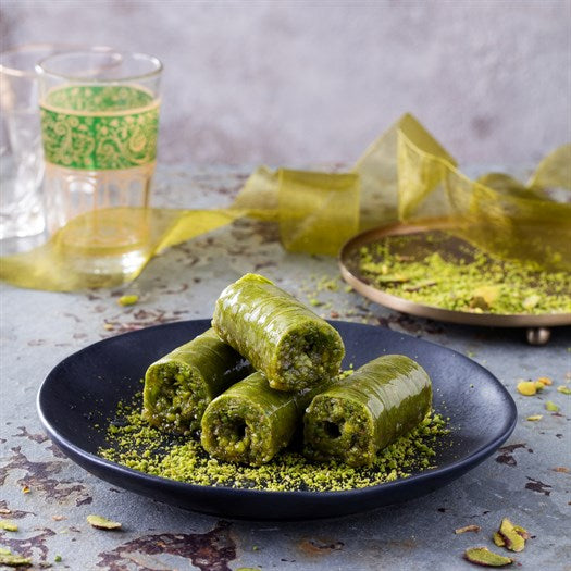Pistachio Roll Baklava - TurkishTaste.com