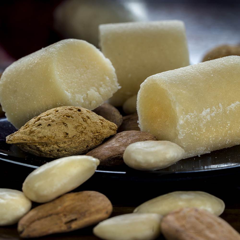 Almond Paste in Metal Gift Box - TurkishTaste.com